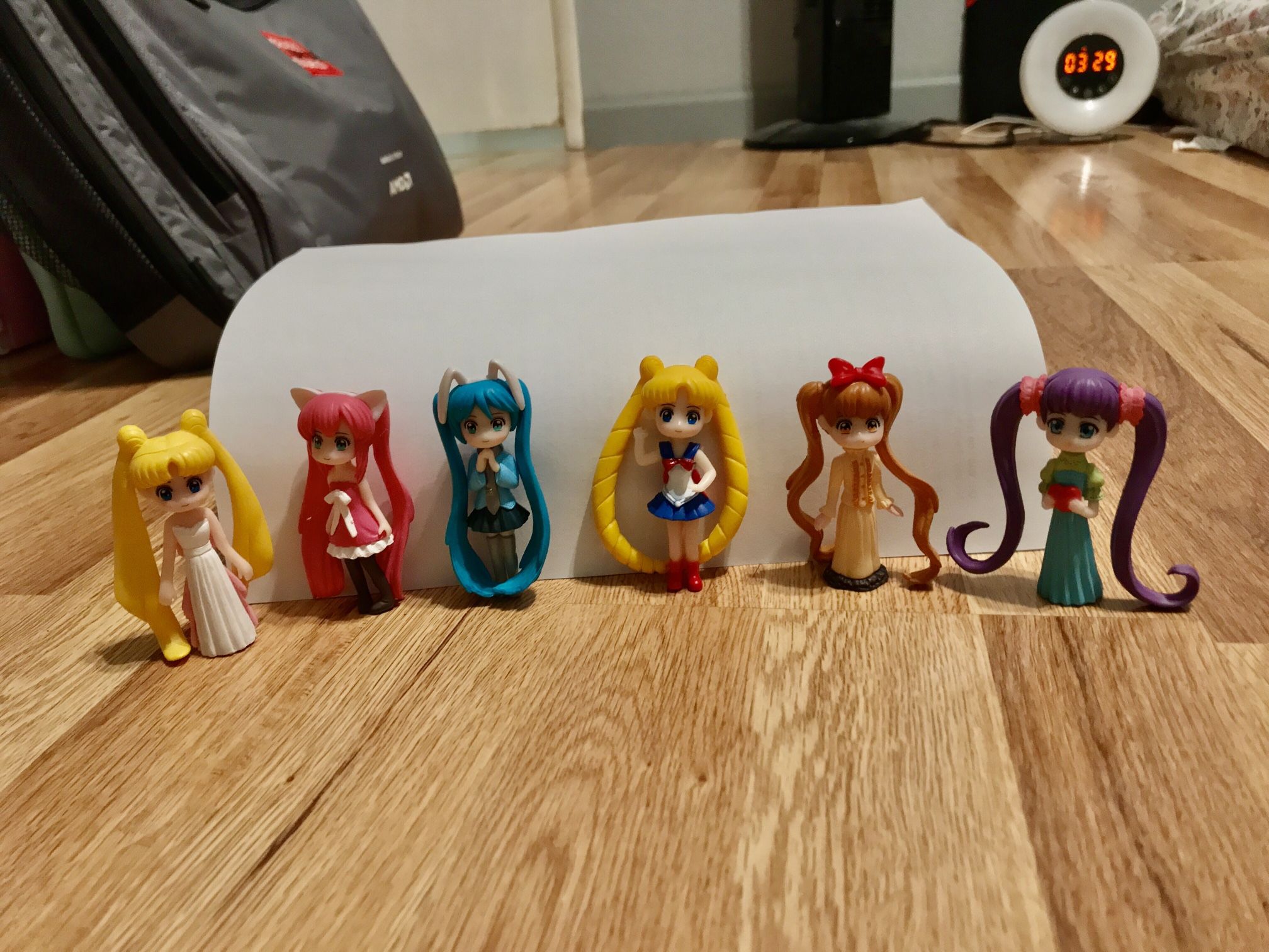Full Set Cute Little Girls Anime Dolls Figures Desktop Decoration 