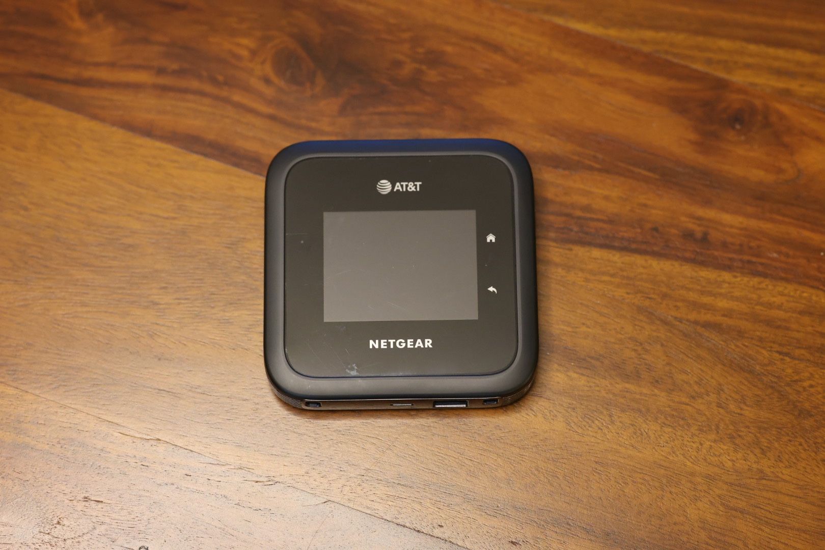 AT&T Netgear Nighthawk 5G Hotspot