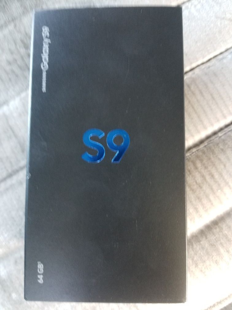 Brand new Samsung Galaxy S9