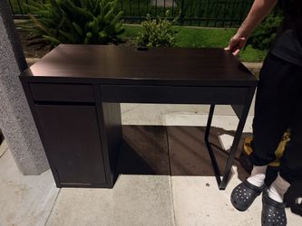 IKEA - MICKE Desk Brown-Black