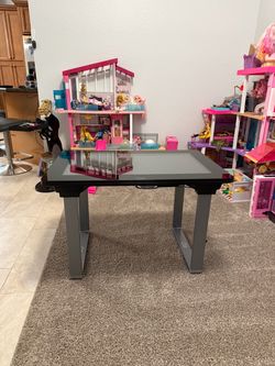 Arcade1Up Infinity Game Table 32” Touchscreen – Excellent Condition