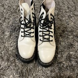 Doc Martens Size 6