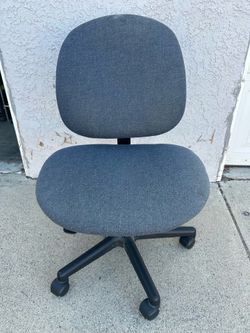Gray Office Chair with Wheels