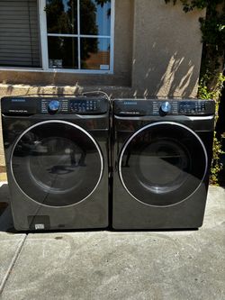 Washer and dryer set
