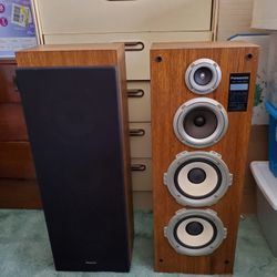 2 Panasonic 3 Way 4 Speaker Box