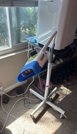 Teeth whitening light