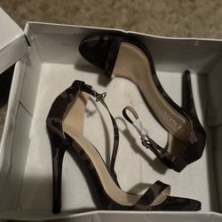 Size 9 Camo Heels