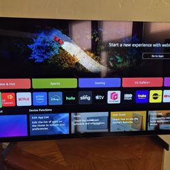 LG OLED42C2PUA 42" 4K OLED Smart TV 120hz