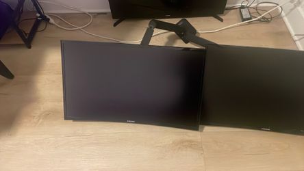 Double Monitor Screen