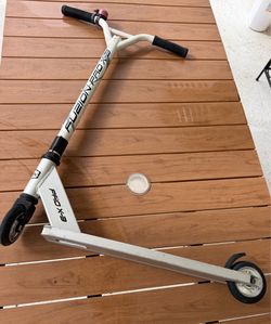 Scooter 32” H - Clean and Good Condition. Priced for Fast Sale!