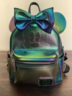 Iridescent Minnie