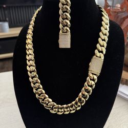 18mm Thick, 24” Long • CHAIN & BRACELET • 14k gold Bond • Silver Base
