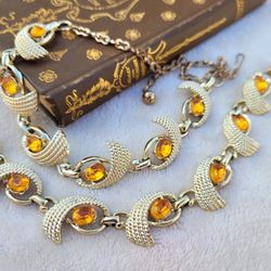 Vtg 50s 60s Sunny Yellow Glass Silver Tone Floral Necklace & Bracelet Set