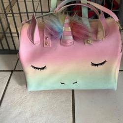 Unicorn Luggage Like New 