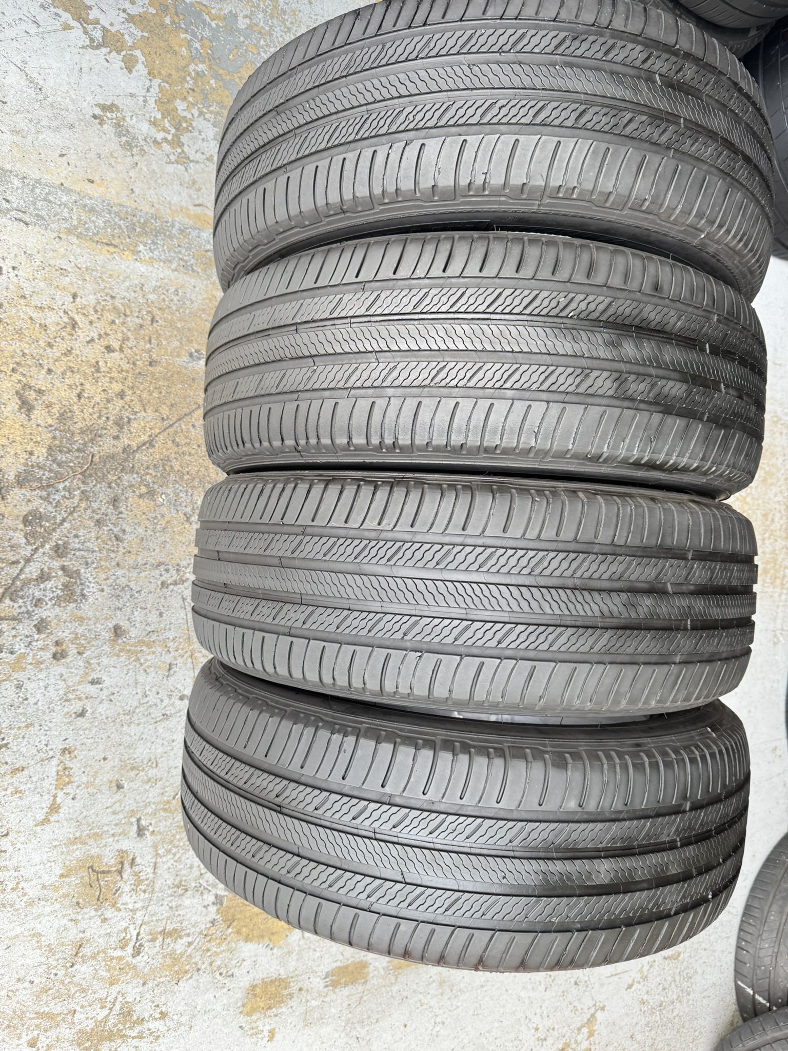 Four Premium Tires 235/55/20 Michelin Premier LTX With 70% Left Excellent Set