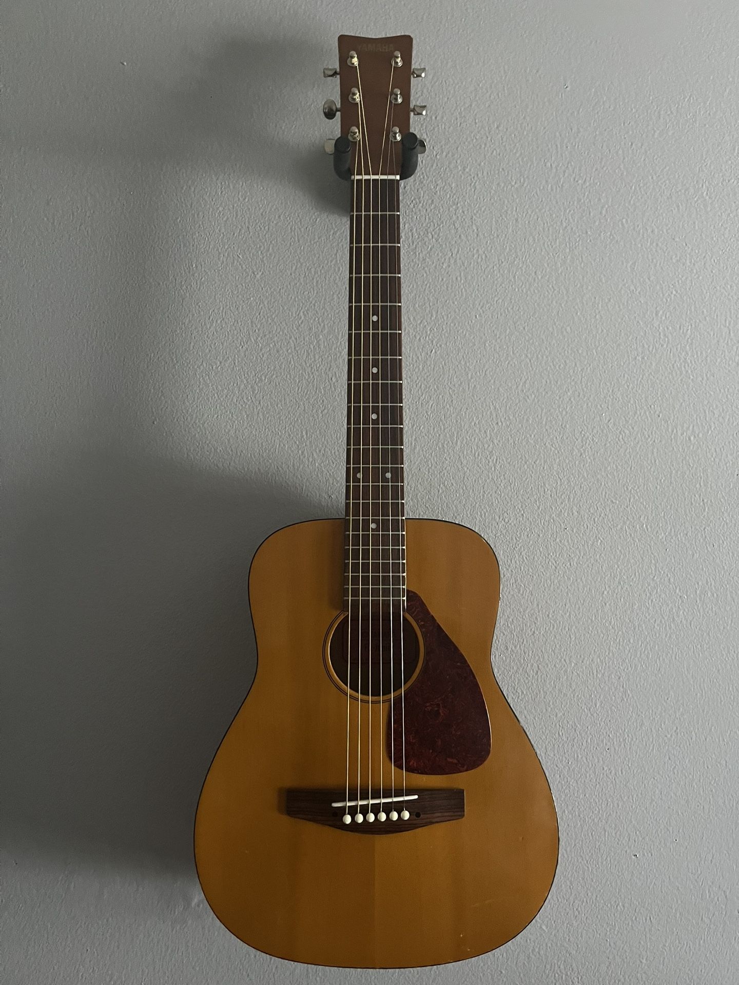 Yamaha FG Junior Acoustic Guitar