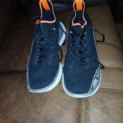 Used Under Armour Curry Flow 8 Sneakers  Size 16 
