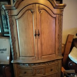 Armoire