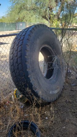 2 Tractor Tires Or Gym Tires