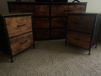 Dresser set
