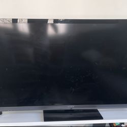 Sony TV 55in + Apple TV Console