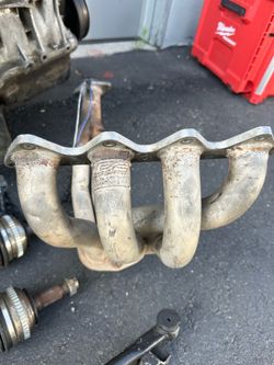 D series headers