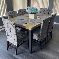 Dining Room Table 