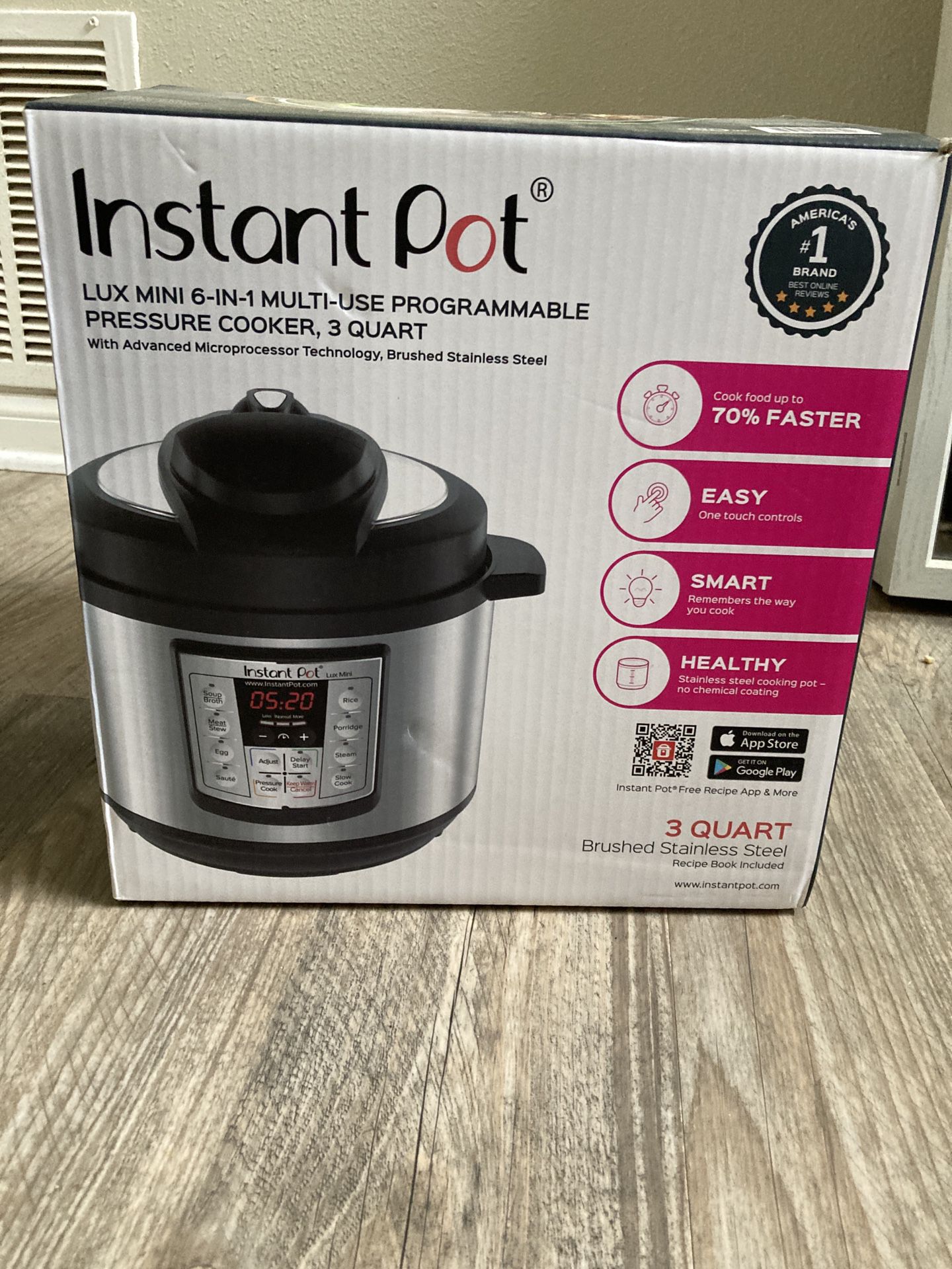 Instant Pot Lux Mini - Never Used 