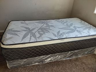 Twin size bed