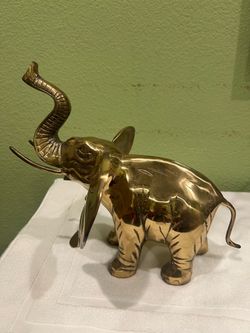 Vintage Solid Brass Large Elephant Statue11”x12”x9” 5.4 lb
