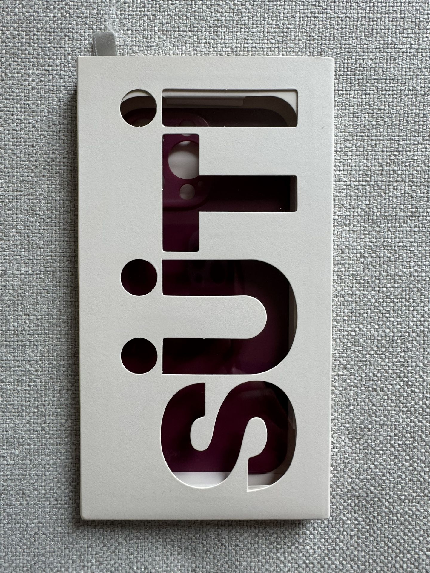 Suti iPhone 16 Pro Max Case