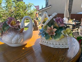 Large Capodimonte swan and Iron