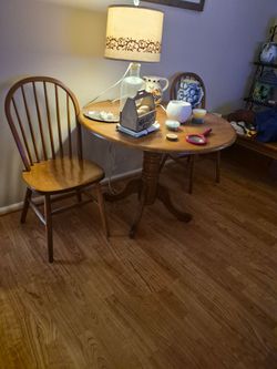 Small 2 chair kitchen table