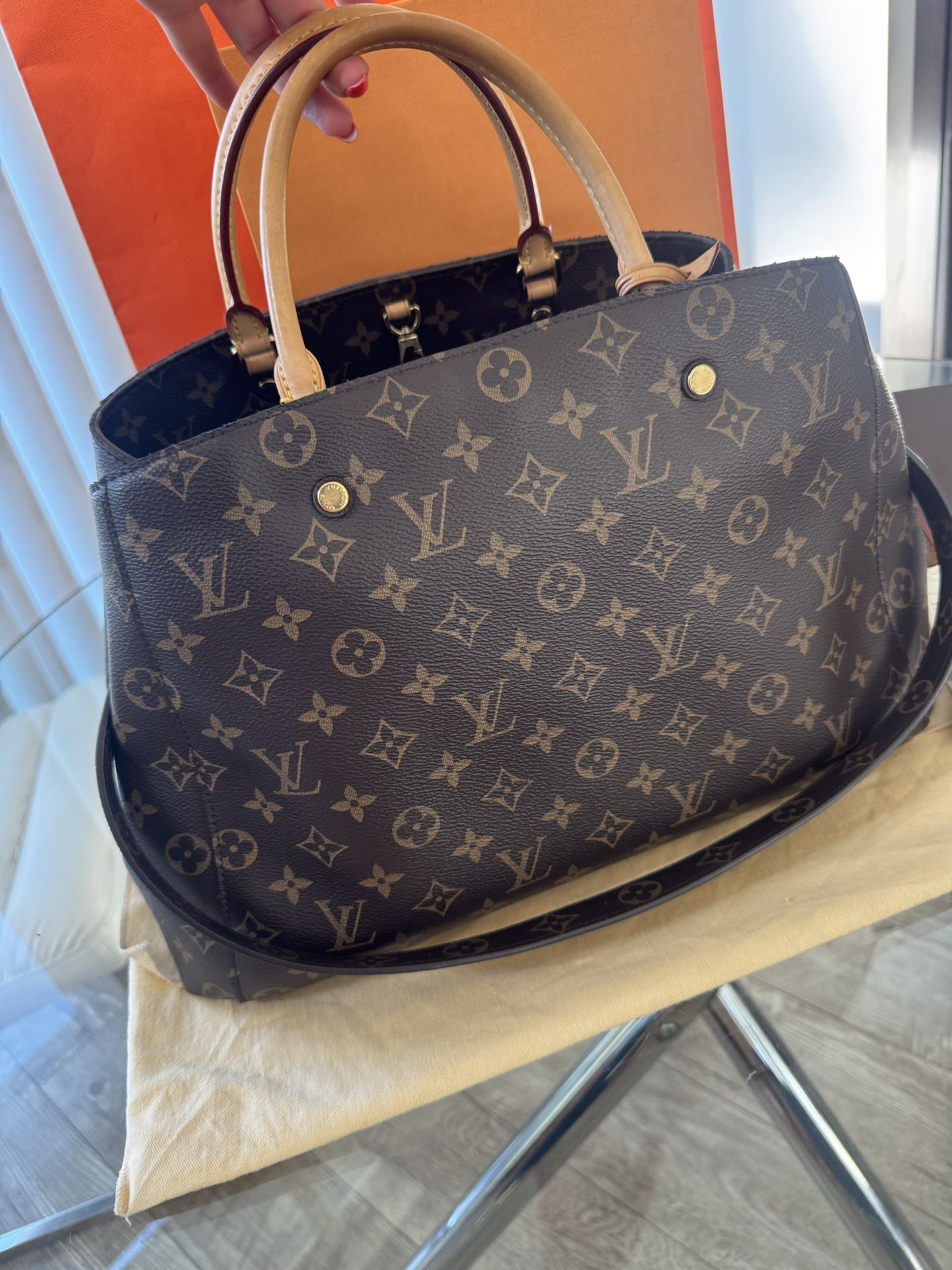 Louis Vuitton Montaigne GM Monogram Canvas Tote Bag – Authentic – Excellent Condition