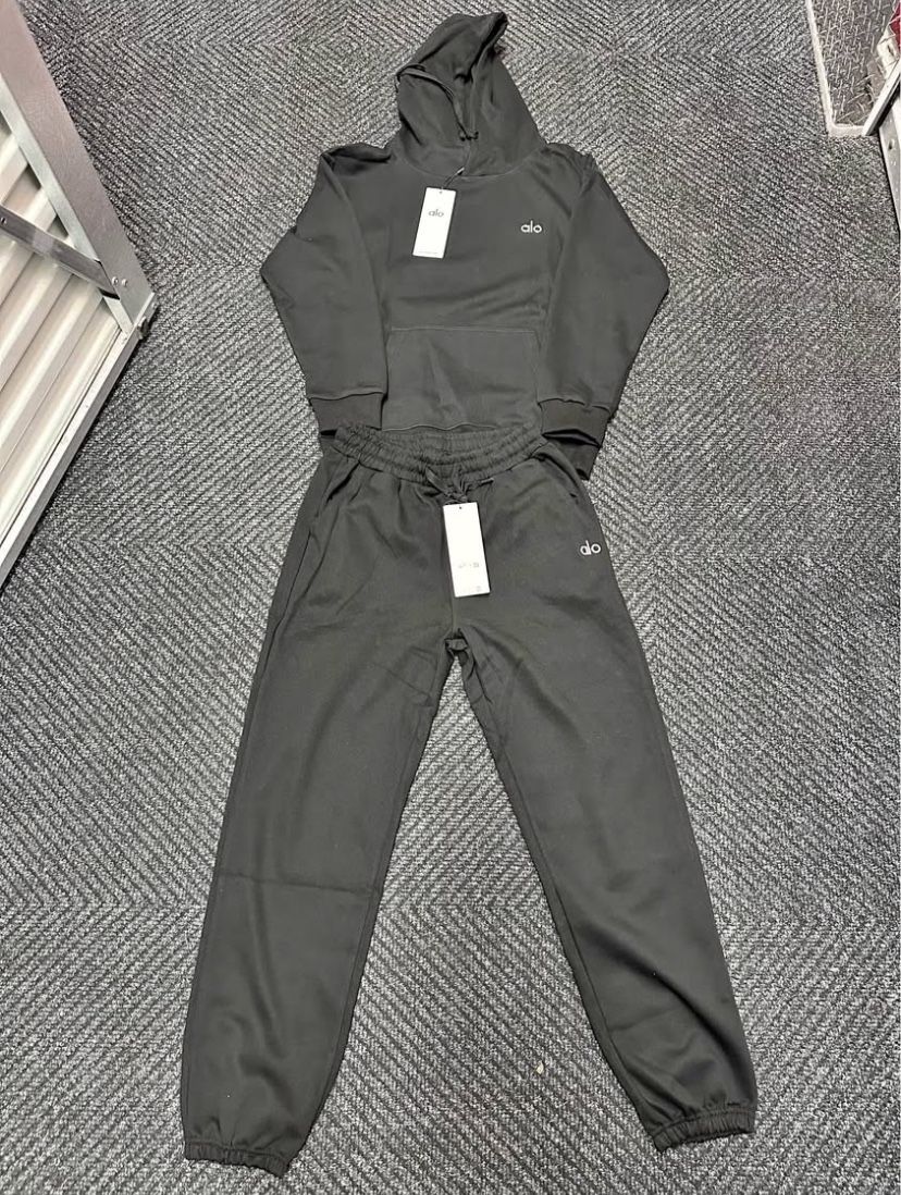 Alo Black Sweatsuit Set
