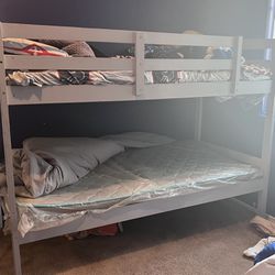 Bunk Beds With ladder 