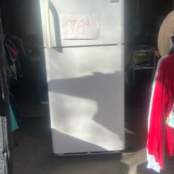 Refrigerator 70 DLL 