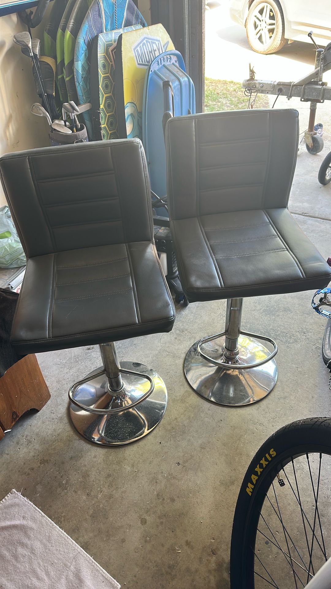 2 Stools $25