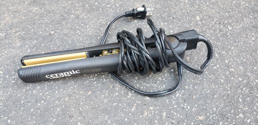 Ceramic by Helen of Troy hair straightener