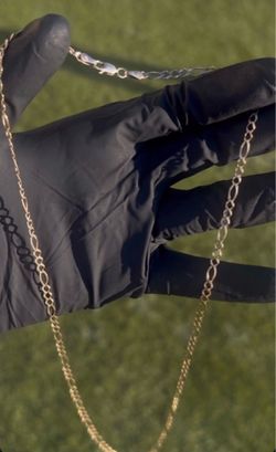 10k gold Fígaro chain 6 grams 22 inches long