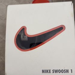 Toddler Nike swoosh shoes 6c