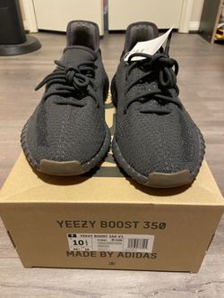 yezzy cinder 10.5
