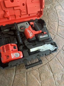 Milwaukee 9212-22  M18 Fuel SDS