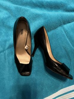 Black Peep Toe Pump