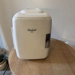 MINI FRIDGE HOT & Cold