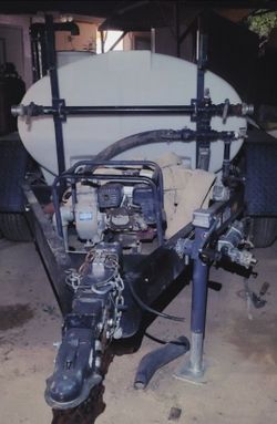 Trailer-Mounted Spray Tank with Gas Engine Pump