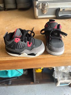 Air Jordan 4 Toddler Sneakers Gray Red