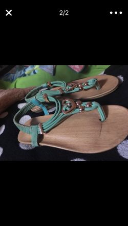 Girls sandals