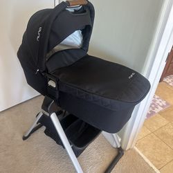 NUNA MIXX BASSINET 