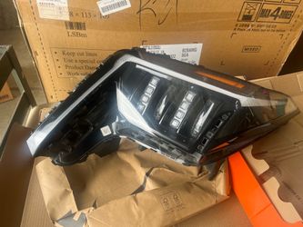 Headlight Kia  Combo